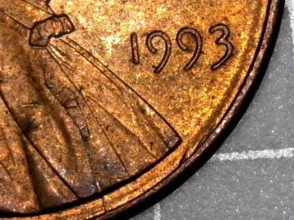 1993-P-Lincoln-Cent-With-Retained-Interior-Die-Break,-And-Die-Dents